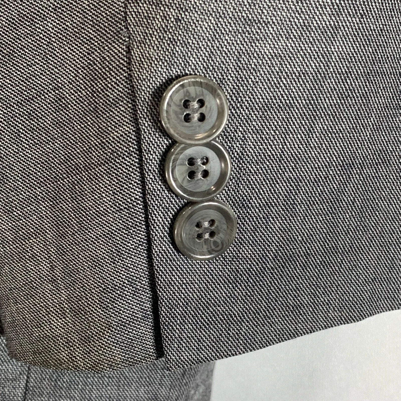 H By HALSTON Men's Gray Three-Button Notch Lapel Blazer SZ 48
