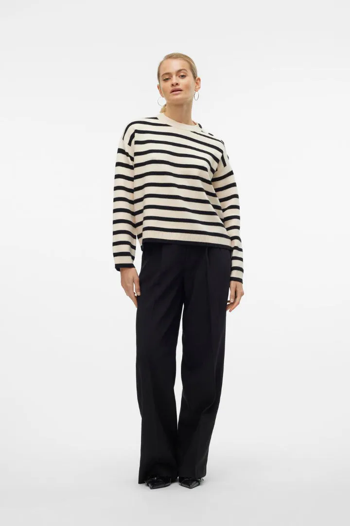 Saba O-Neck Button Pullover