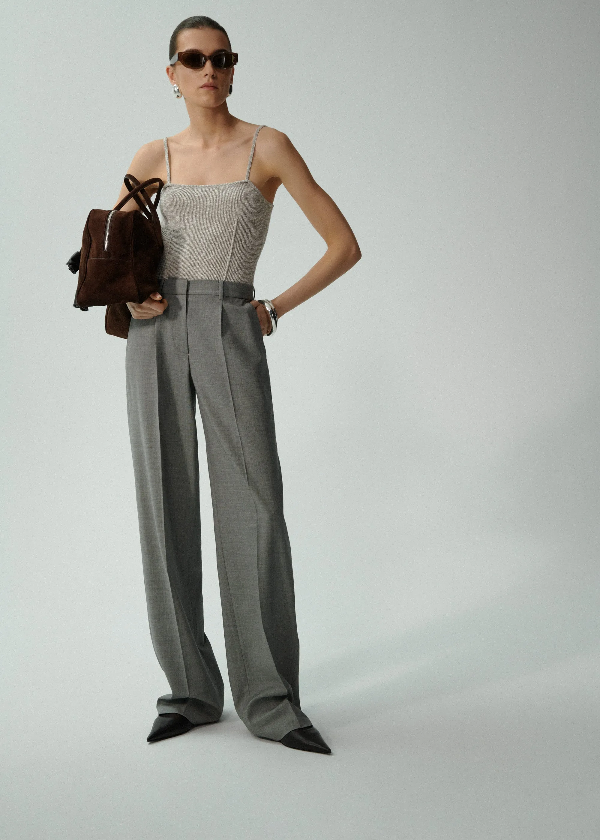 Thin knit bodysuit in grey