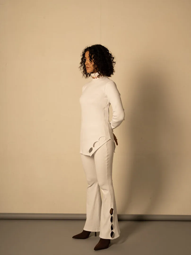 White Pullover